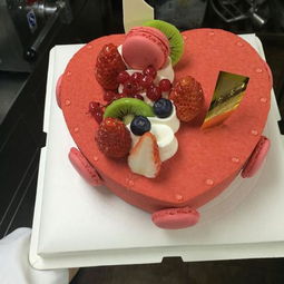 成都西點(diǎn)烘焙培訓(xùn)優(yōu)選 杜仁杰實(shí)戰(zhàn)烘焙，開啟甜蜜事業(yè)新篇章